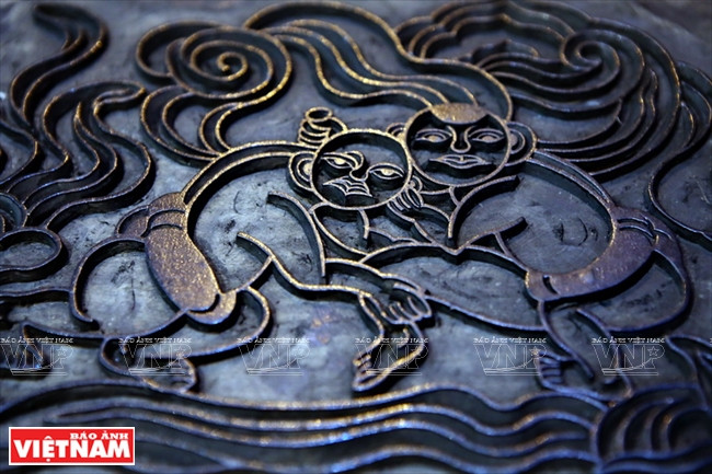 展览会展出的作品。图自《越南画报》