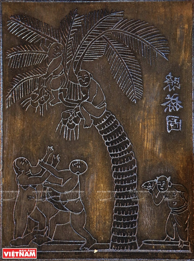 展览会展出的作品。图自《越南画报》