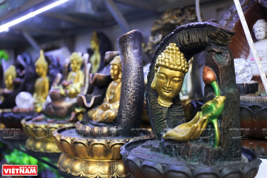 钵场陶瓷产品种类丰富。图片来源：越通社/越南画报