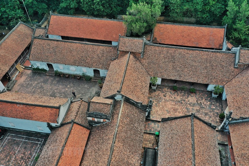 作为精华荟萃之地、山水相绕之处，补陀寺背山面水、有着神话般且平易近人的信仰空间。2016年，该寺被公认为国家级特殊遗迹，吸引十里八乡的游客前来瞻拜和了解当地文化历史价值。除了建筑、审美等方面的价值外，补陀寺还保留着大量汉喃文物，如包括2000块木刻版的佛经。这是越南最悠久的佛经木刻，对科研工作具有重要意义。图片来源： Vietnam+
