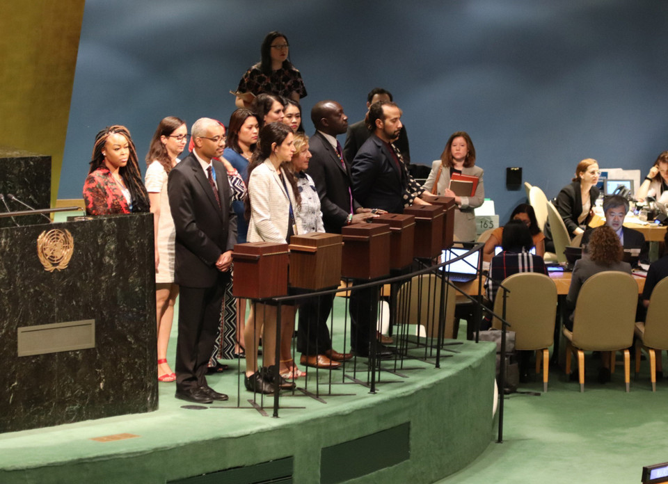  选举检票。越通社驻美国记者 摄