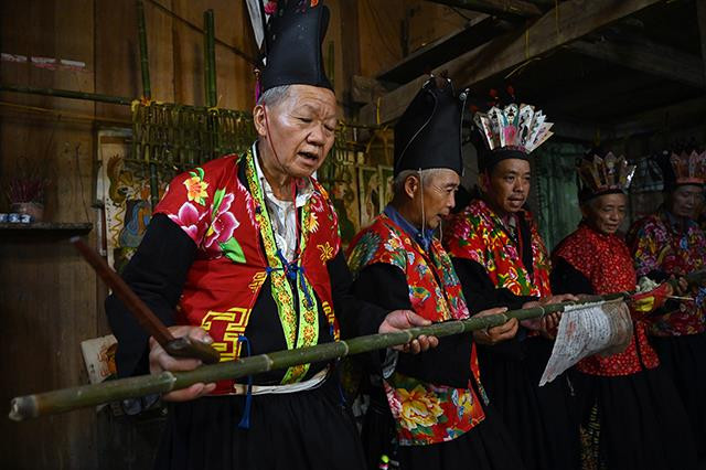 “度戒”仪式的活动之一。（维灵 摄）