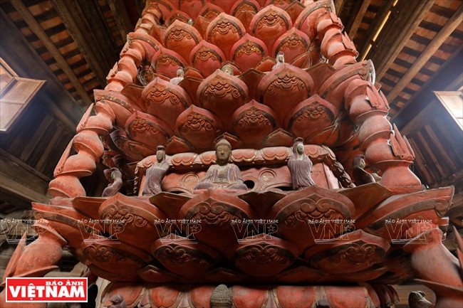 九品莲花塔六面之一。图自《越南画报》