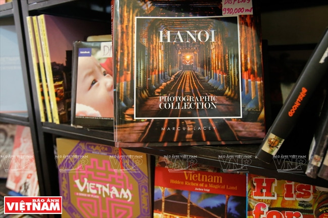 “书虫”的越南书籍。图自《越南画报》