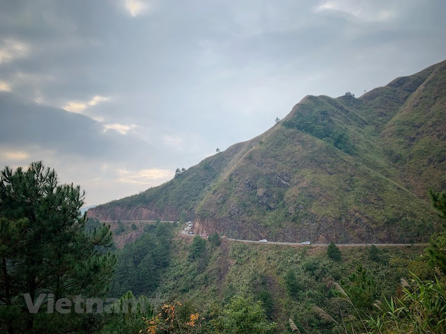 平辽是广宁省是一个山区县，位于广宁省的东北部。这片土地给人们留下的最初印象是它的荒野之美。这里山景迷人，居民朴实温和，对人态度友好。图自 Vietnam+