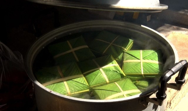 每个粽子均体现越南人民心系家乡和祖国的深刻情感（图片来源：人民报）