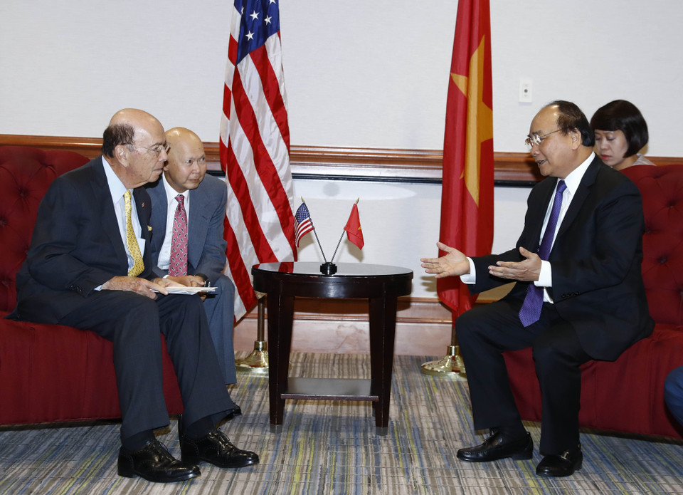 阮春福会见美国贸易部长美国商务部长罗斯。（图片来源：越通社）