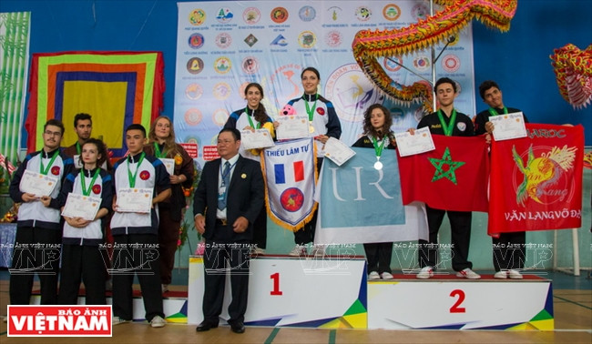 小龙堂门生在第五届胡志明市国际传统武术节获得奖牌。图自《越南画报》