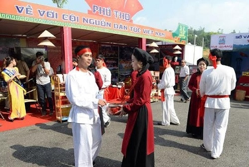 富寿省的春歌（Hát Xoan）。（图片来源：越南《人民军队报》）