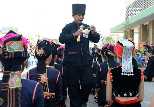 安沛省克木族（Khơ Mú）同胞喜迎传统春节。（图片来源：越南《人民军队报》）