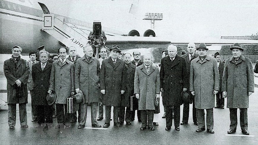 越南国务委员会主席长征于1982年11月4日率领越南党和国家代表团对苏联进行访问。越通社资料图