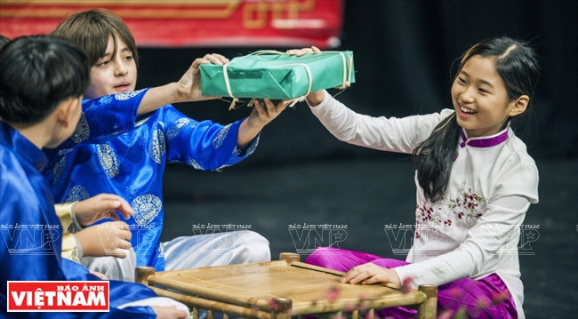 每逢节庆，学生有机会接触越南民间文化。图/资料