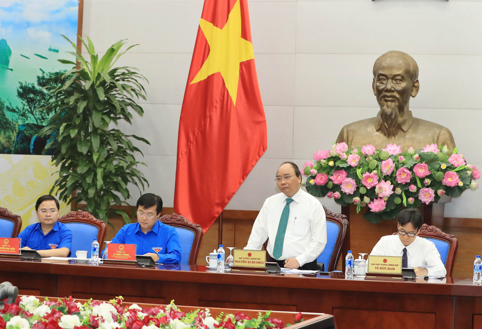 越南政府总理阮春福发表讲话。越通社记者 统一 摄