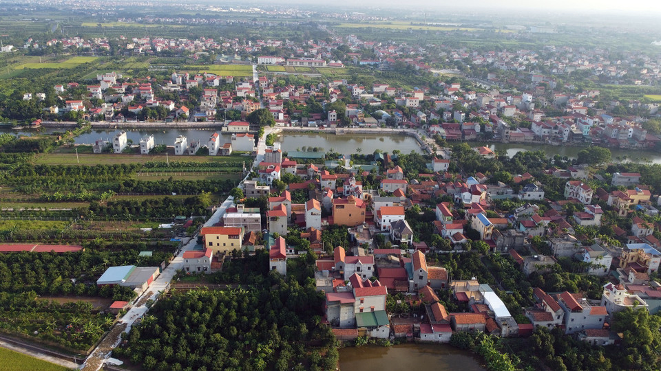 河内以西地区的郊区县村容村貌越来越靓，农村交通基础设施日益完善。图自越通社