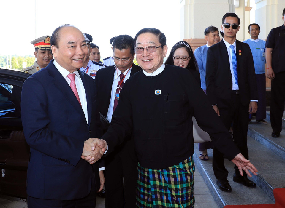 当天下午，越南政府总理阮春福会见了缅甸联邦议会议长吴帝昆秒。越通社记者 统一 摄