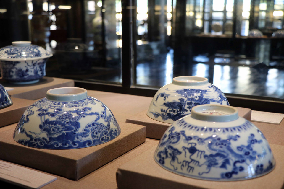 许多古董都十分珍贵且是世上绝无仅有的。越通社记者 杜长 摄