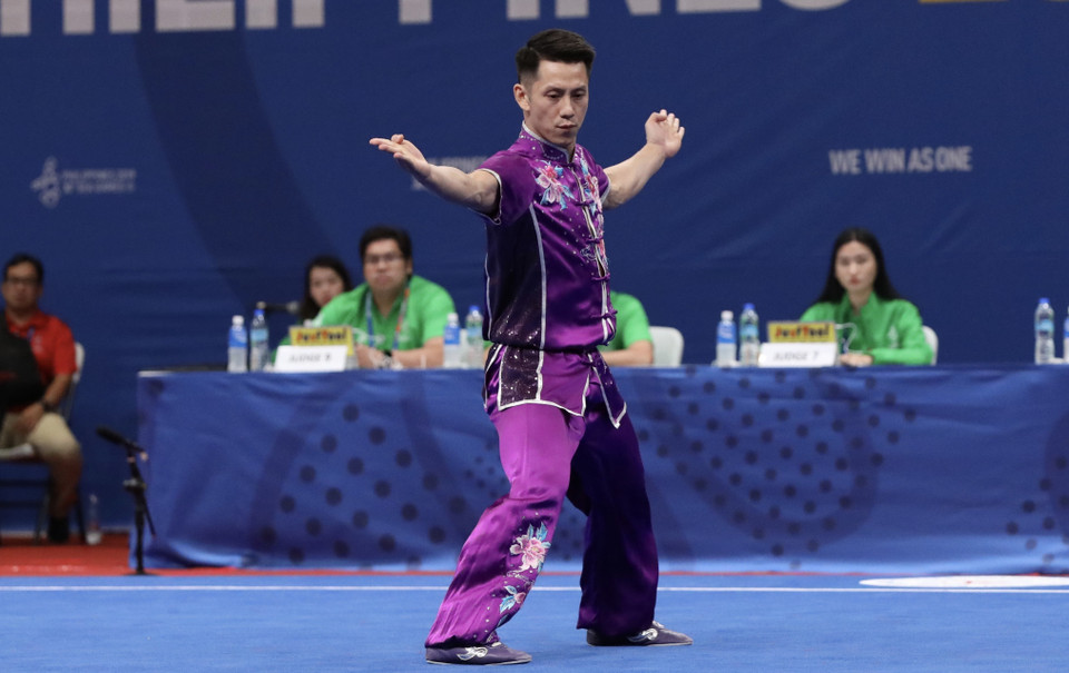 在男子武术长拳项目，越南运动员陈春侠夺得银牌。越通社记者 黄玲 摄