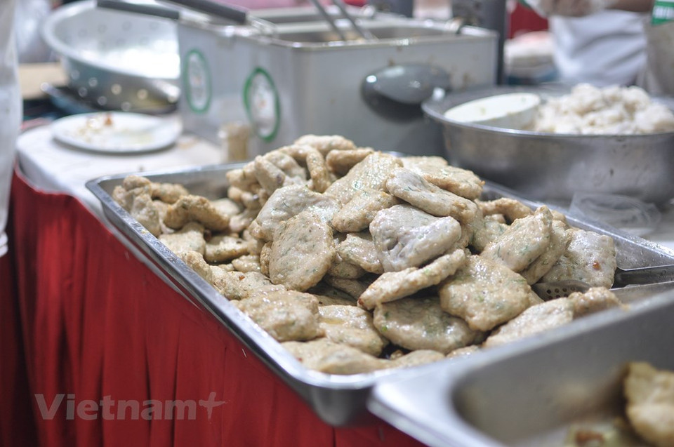 除了产品推介空间之外，展会还设有美食文化空间。越通社记者 越德 摄