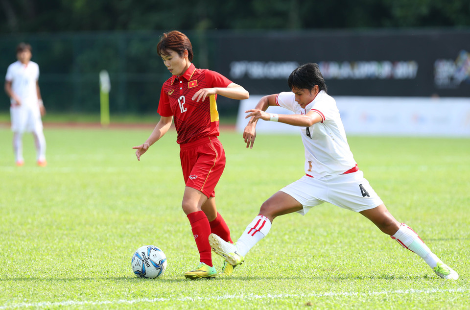 两队球员对峙不下。越通社记者 国庆 摄