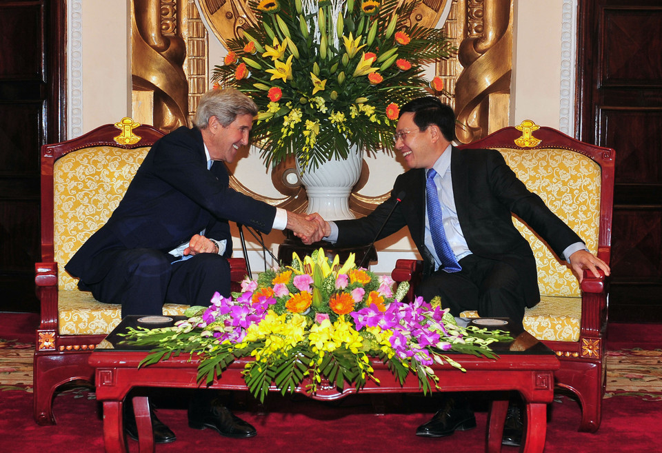 范平明会见约翰·克里.（图片来源：越通社）