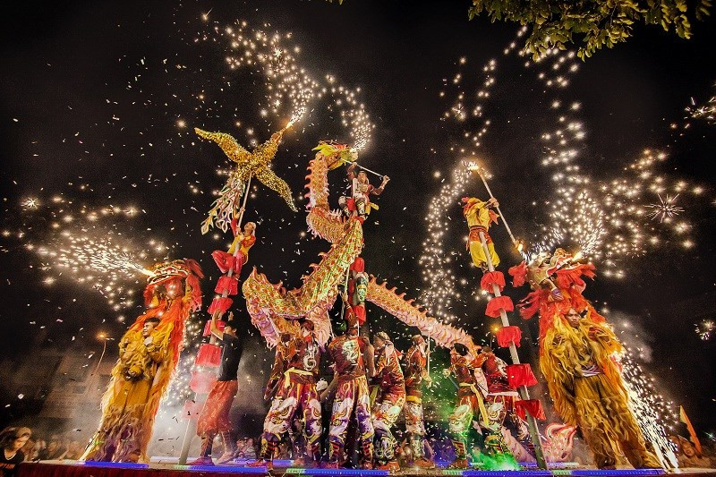 阮光摄影师的‘月亮下之舞’摄影作品荣获优秀奖。图自 VIETNAM+