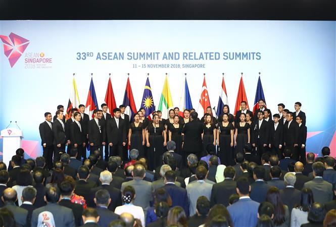 第33届东盟峰会开幕式场景。 越通社记者统一 摄