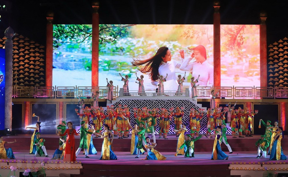 2018年顺化文化节闭幕式上的表演节目之一。越通社记者 黄雄 摄