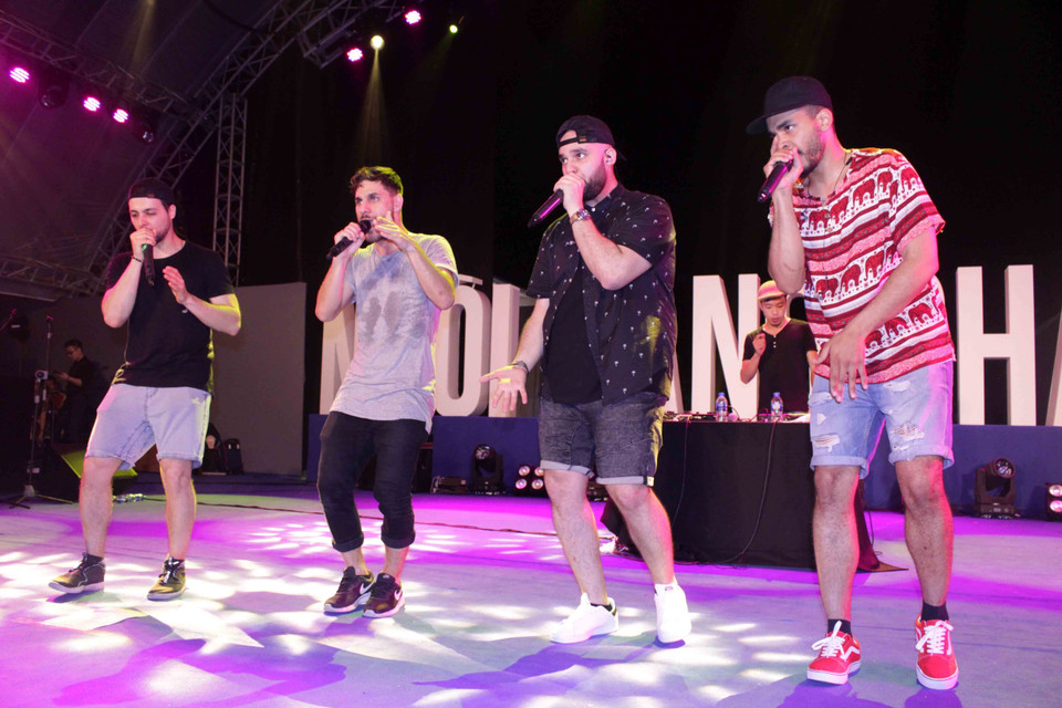 “2018年欧洲日” 活动的文艺节目。（图片来源：越通社）