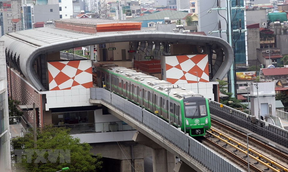 河内轻轨吉灵—河东线使用中国官方发展援助资金，并指定中国中铁六局集团有限公司为EPC总承包商，中国北京铁路工程设计研究院建设监理有限公司为监理咨询单位，投资方为越南交通运输部。图自越通社