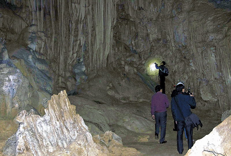 洞里的原始之美。（图片来源：《人民报网》）