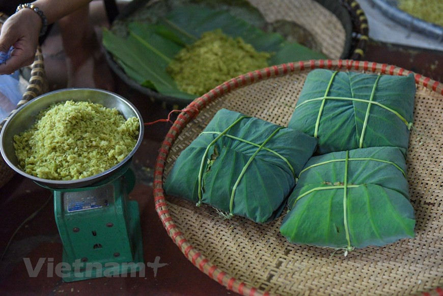 扁糯米是一种既普通又名贵的食品。造访河内的游客常买几包做礼物。米池村村民也为曾经接待美国总统奥巴马而倍感骄傲。图自扁糯米是升龙河内饮食的精华。扁糯米的味道也曾渗入越南诗歌，勾起人们对越南普通纯朴乡村的回忆。扁糯米不仅是米池村，更是河内驰名远近的特产。图自Vietnam+