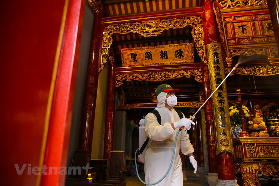 在新冠肺炎疫情复杂多变的背景下，河内市所采取的上述一系列措施的目的是为游客以及工作人员们营造最好和最安全的条件。图自越通社