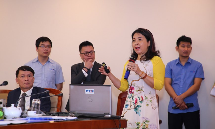 俄罗斯驻越大使表示希望VietnamPlus俄语版多个领域的新闻报道将受到俄罗斯读者、会俄罗斯语的越南读者和使用俄语国家的读者的欢迎。越通社记者明山 摄