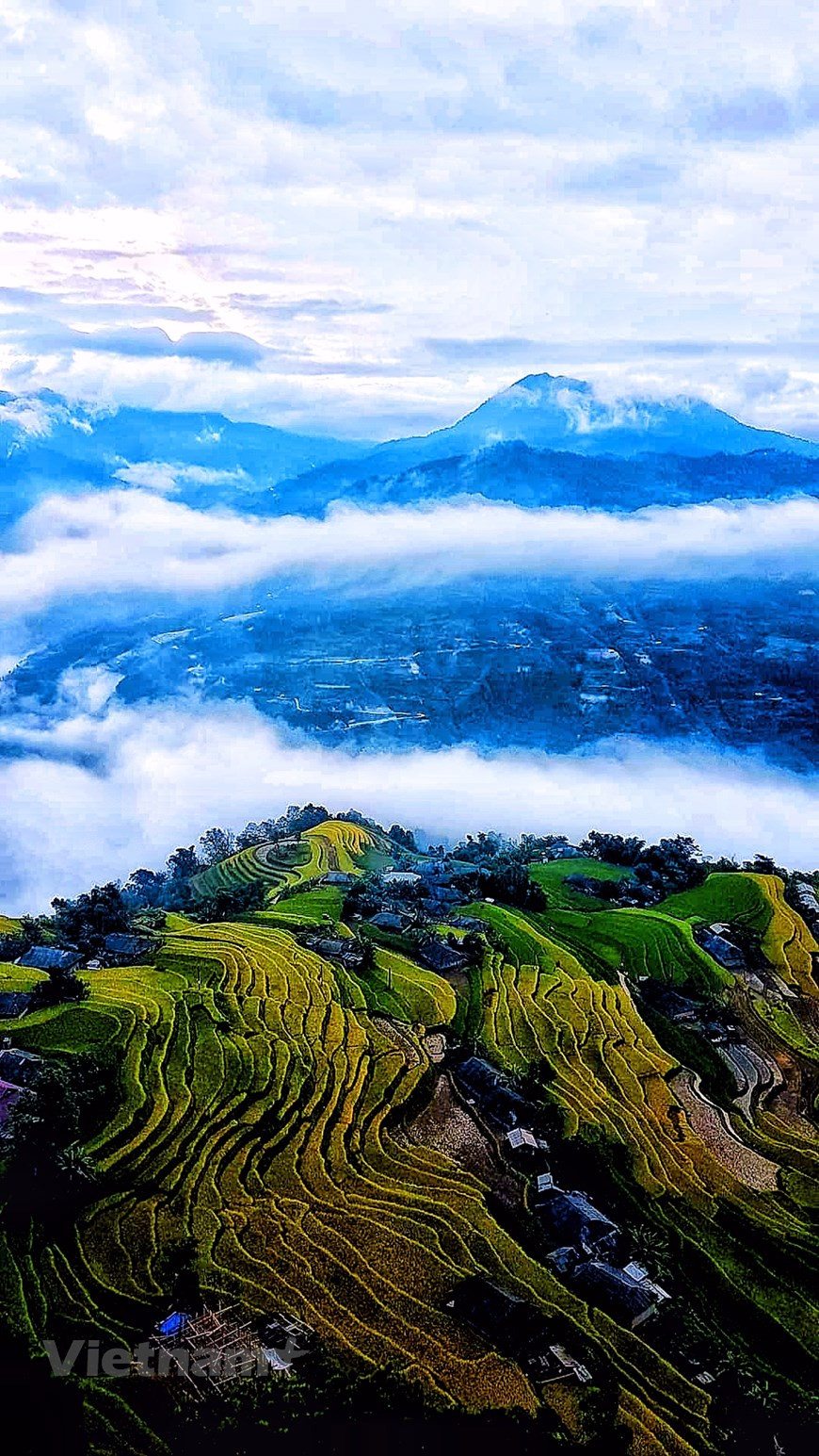河江省黄树肥县不仅拥有雄伟壮观的自然景观 ，而且这里就是许多少数民族的传统文化汇聚之地。河江省黄树肥被评价为河江省最佳的梯田，也是越南最佳的三大梯田之一，仅次于木江界和沙巴。河江省黄树肥乃至越南北部山区梯田具有历史意义，是该地区少数民族同胞长期定居历史和农业生产劳动习惯的证据。图自Vietnam+