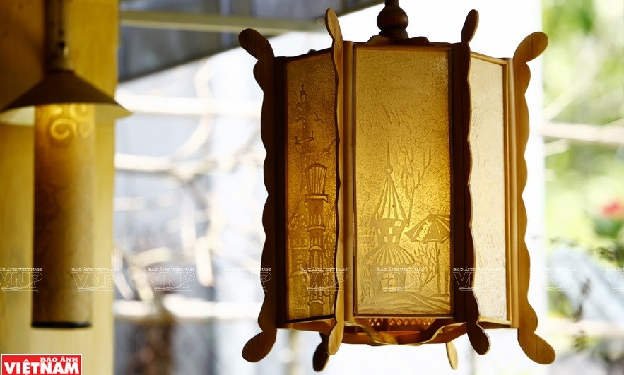 竹纸——顺化一门独特手工艺业及艺术。图自越南画报