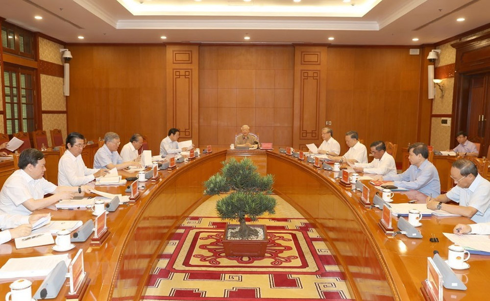 越共中央总书记、国家主席、中央反腐败指导委员会常委会主任阮富仲发表讲话。越通社记者智勇 摄