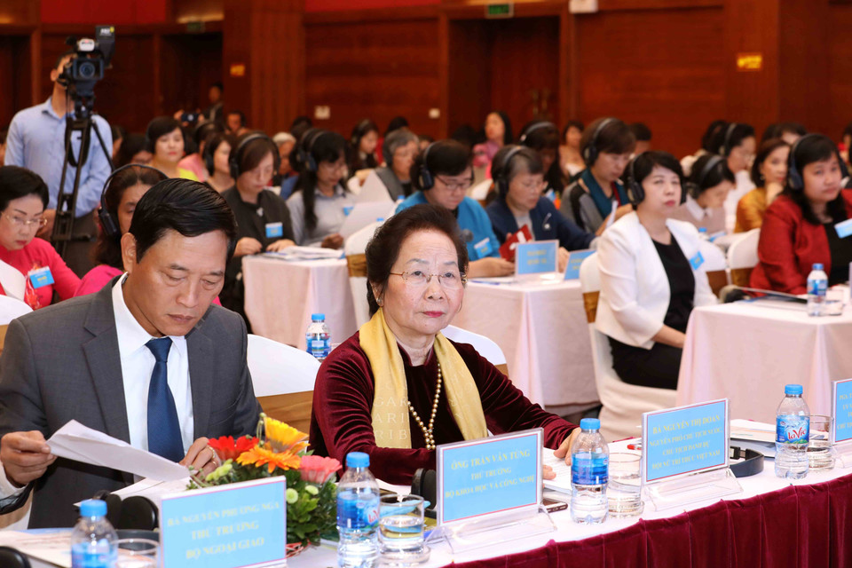 参加会议的代表。（图片来源：越通社）