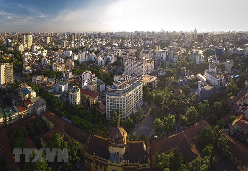 越通社总部大厦位于河内市中心的综合建筑区，既具有传统风格又具备现代特点。图自越通社