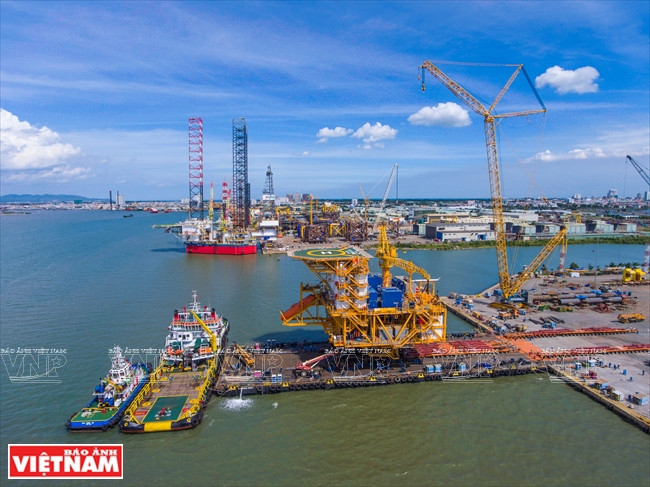 头顿油气港口物流基地。图自越通社