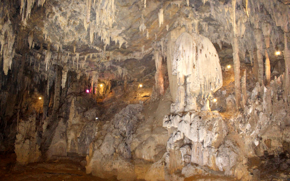 天门洞的原始之美。越通社记者 功宣 摄