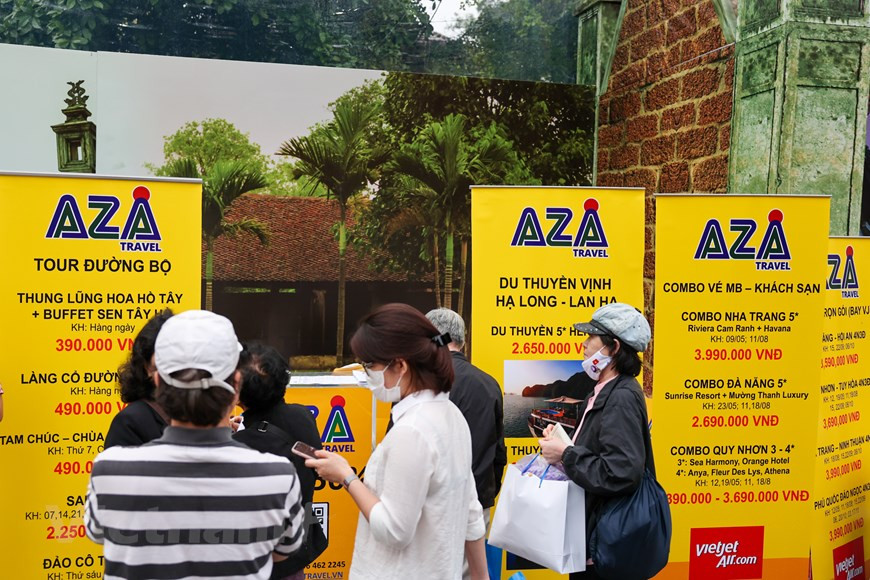 介绍河内美食文化的展区将向参观者介绍河内市各种特征菜肴，如：河内米粉、横婆牌清池卷筒、河内什锦丝汤粉、甜汤糯米饭、鼠麴草糯米饼、鸡蛋咖啡等。河内旅游部门努力将饮食文化打造成为具有河内特色的独特旅游产品，吸引游客到首都观光旅游。图自Vietnam+