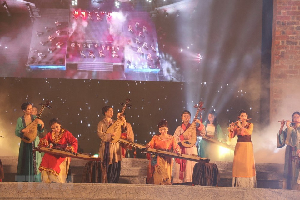 再现立国时期文化的艺术表演节目。越通社记者 宁德芳 摄