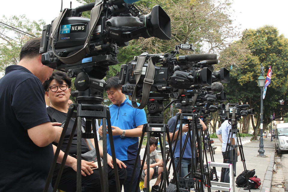 诸多国际记者聚集在越南，为报道美朝领导人会晤相关新闻做准备。图自越通社