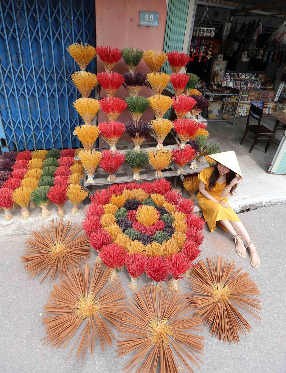  水春佛香制作传统手工艺村。越通社记者 日英 摄