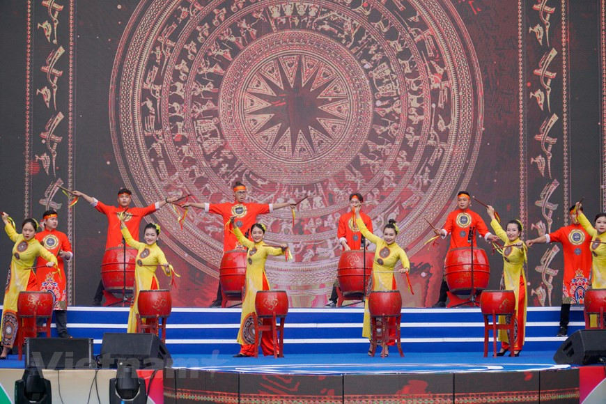 2022年东南亚青年节举行的目的在于向地区和国际朋友推广首都河内乃至越南形象，充分彰显确保第31届东运会安全举办并留下深刻印象的高度决心。从而携手共建和平地区，打造一个团结友好、繁荣发展的东南亚。一系列具有吸引力的文艺节目在东南亚青年节开幕式上陆续上演。图自Vietnam+