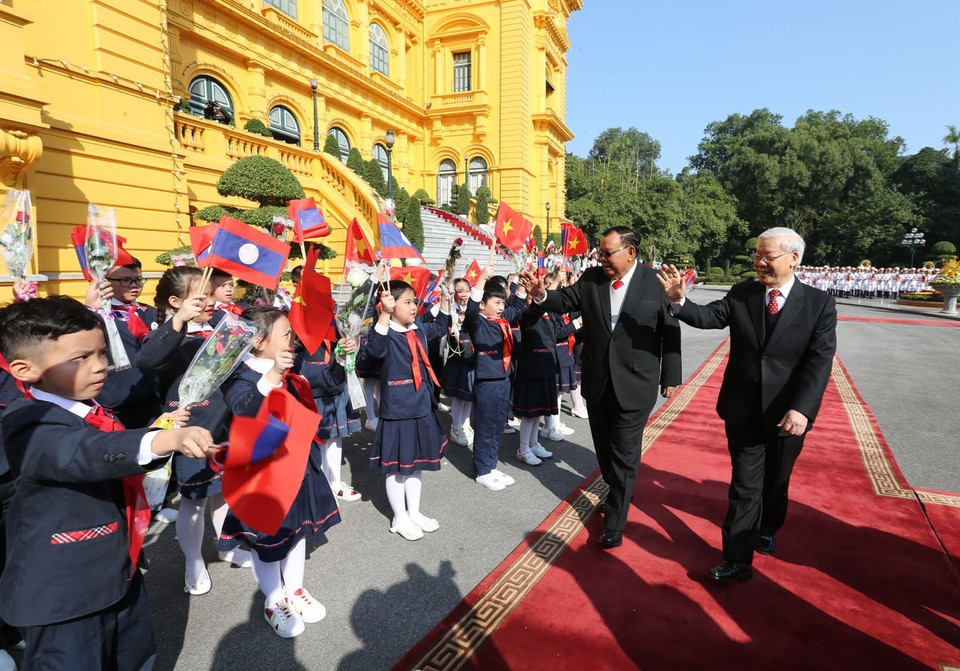 老挝人民革命党中央委员会总书记、国家主席本扬的欢迎仪式。越通社记者 智勇 摄