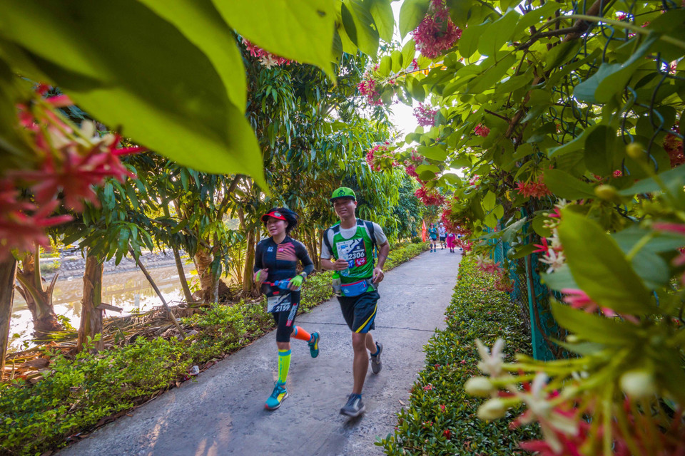 2019年九龙江三角洲马拉松赛首次在后江省未青市举行。越通社记者维羌 摄