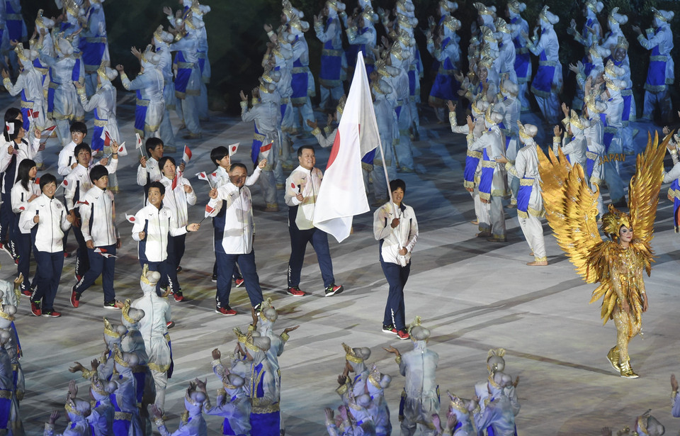 精彩纷呈的2018年雅加达亚运会开幕式。 图自越通社/新华社