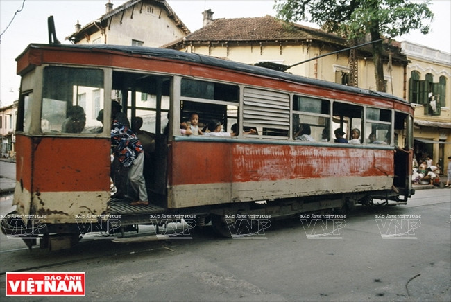 法国最后一列电车（1990年）。凯萨琳‧卡诺 摄