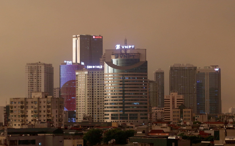 高层建筑如雨后春笋般涌现出来。图自越通社